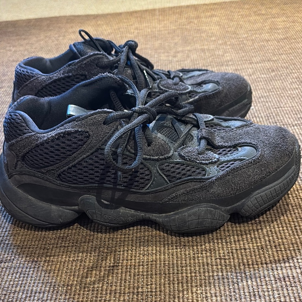 Yeezy Black Sneakers with Suede Finish - Picture 4 of 4